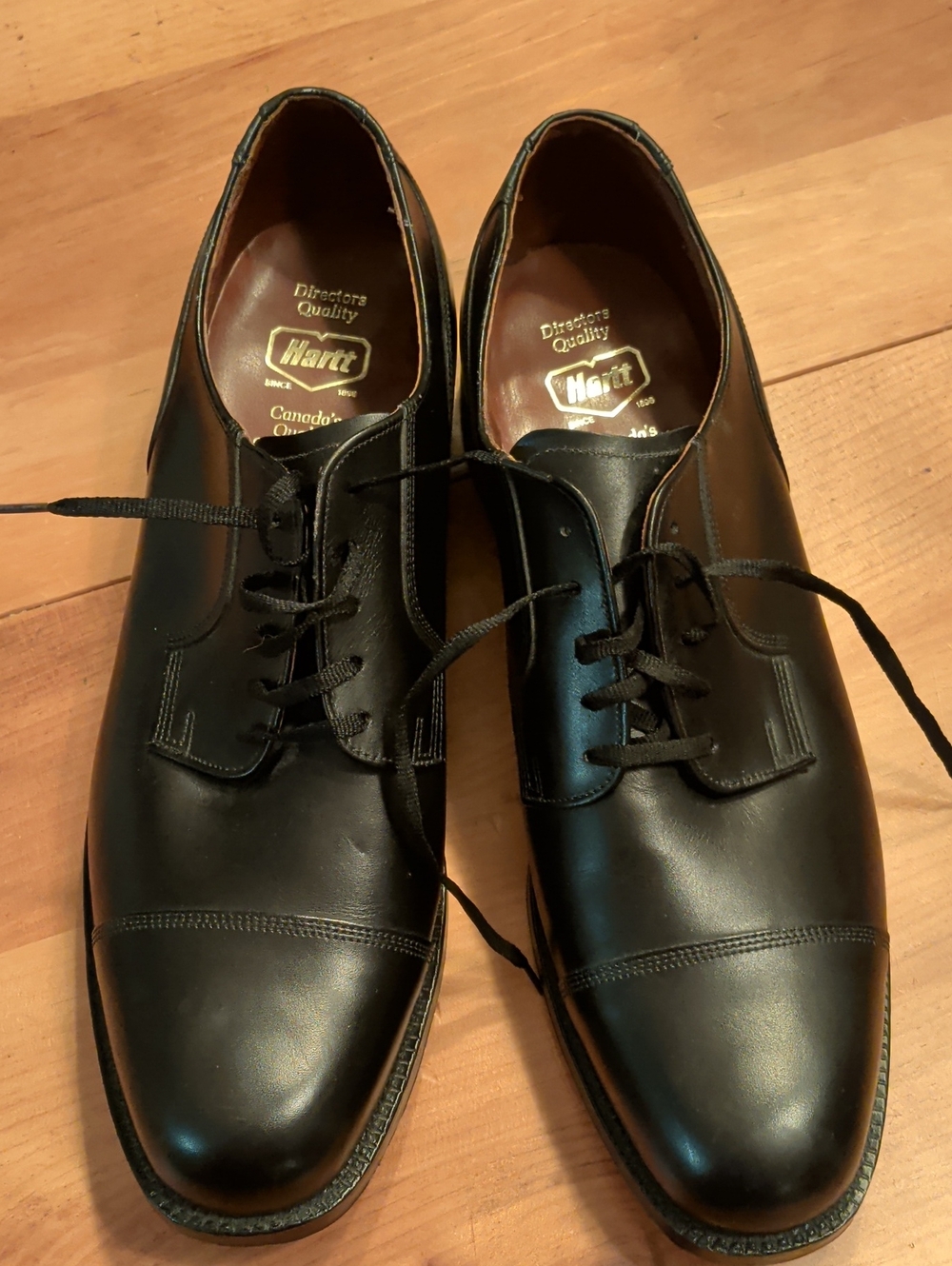 Men's Black Cap-Toe Derby Dress Shoes -